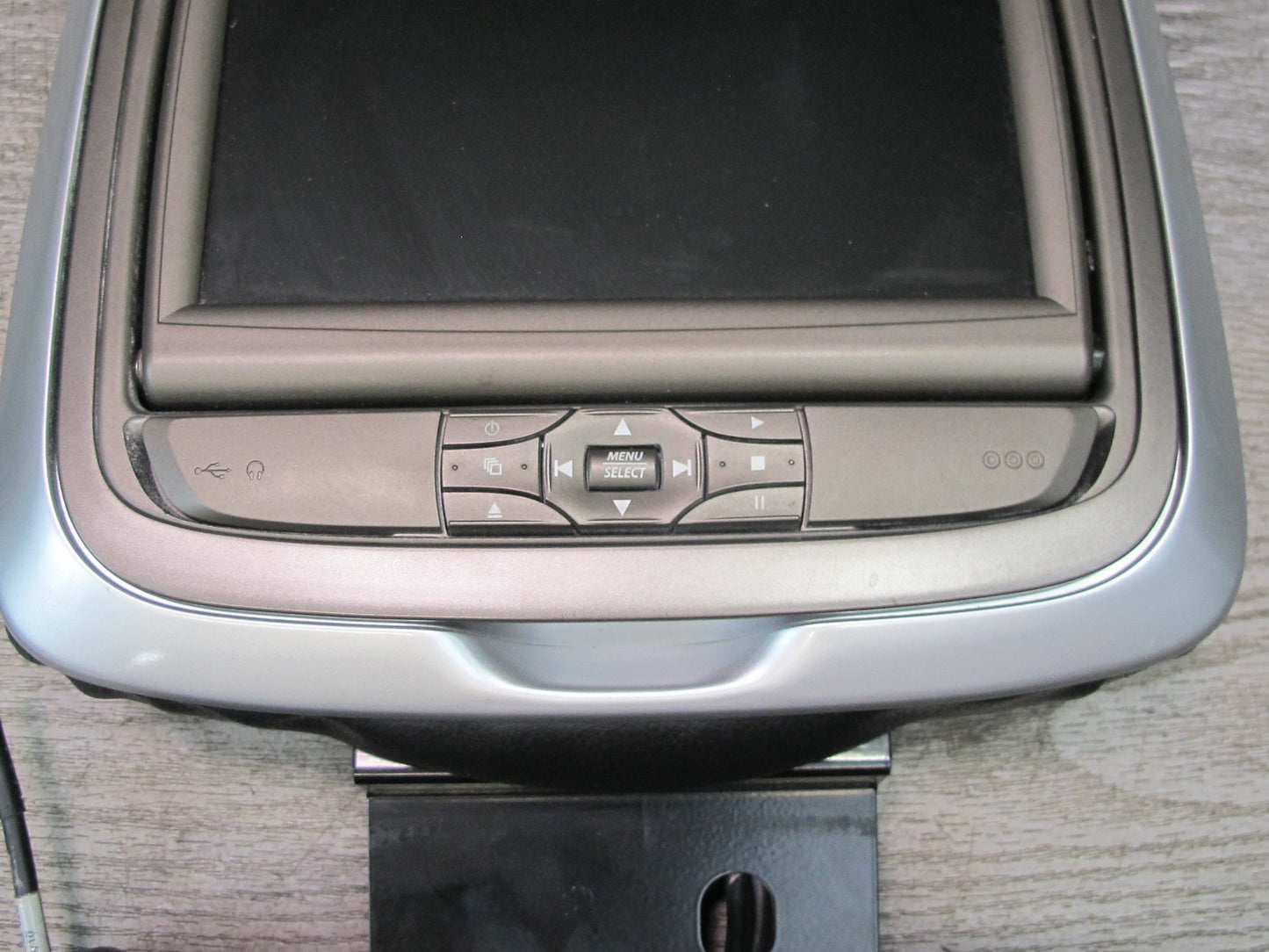 2010-2013 BMW E71 E72 X6 Left & Right Headrest Multimedia Display Screen Set