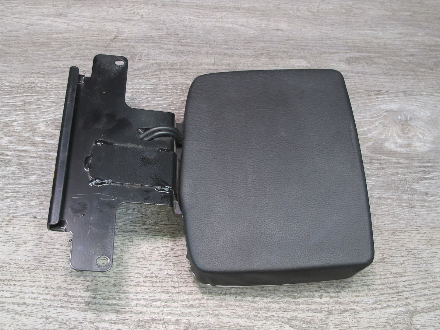 2010-2013 BMW E71 E72 X6 Left & Right Headrest Multimedia Display Screen Set