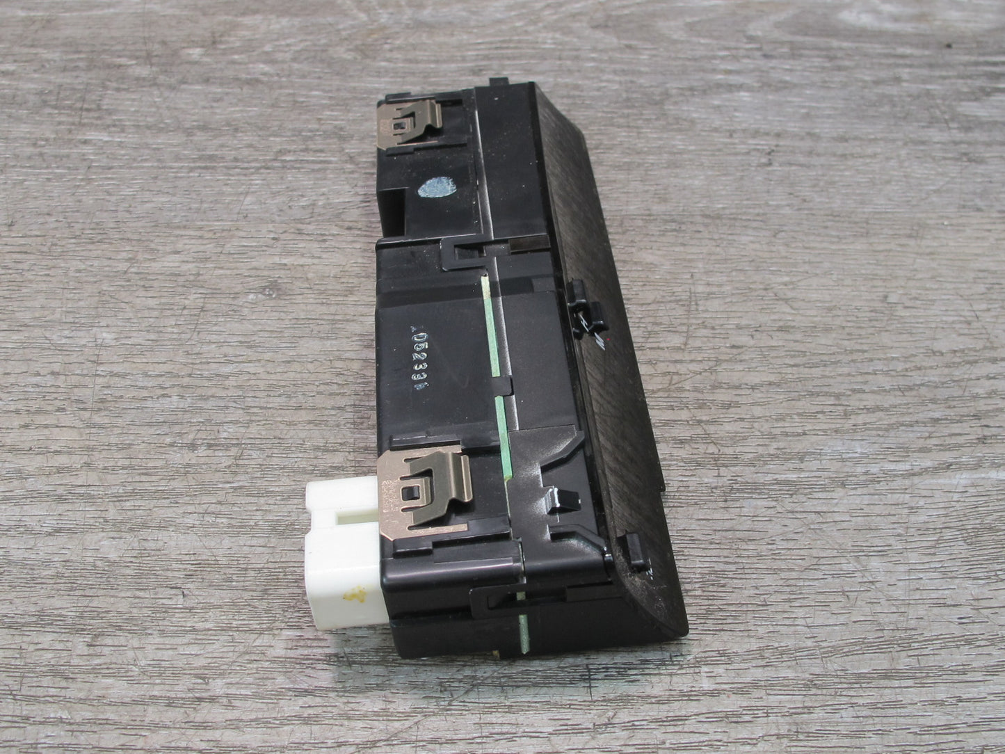 98-05 Lexus JZS160L GS400 GS430 GS300 Dash Digital Clock 83910-30580 OEM