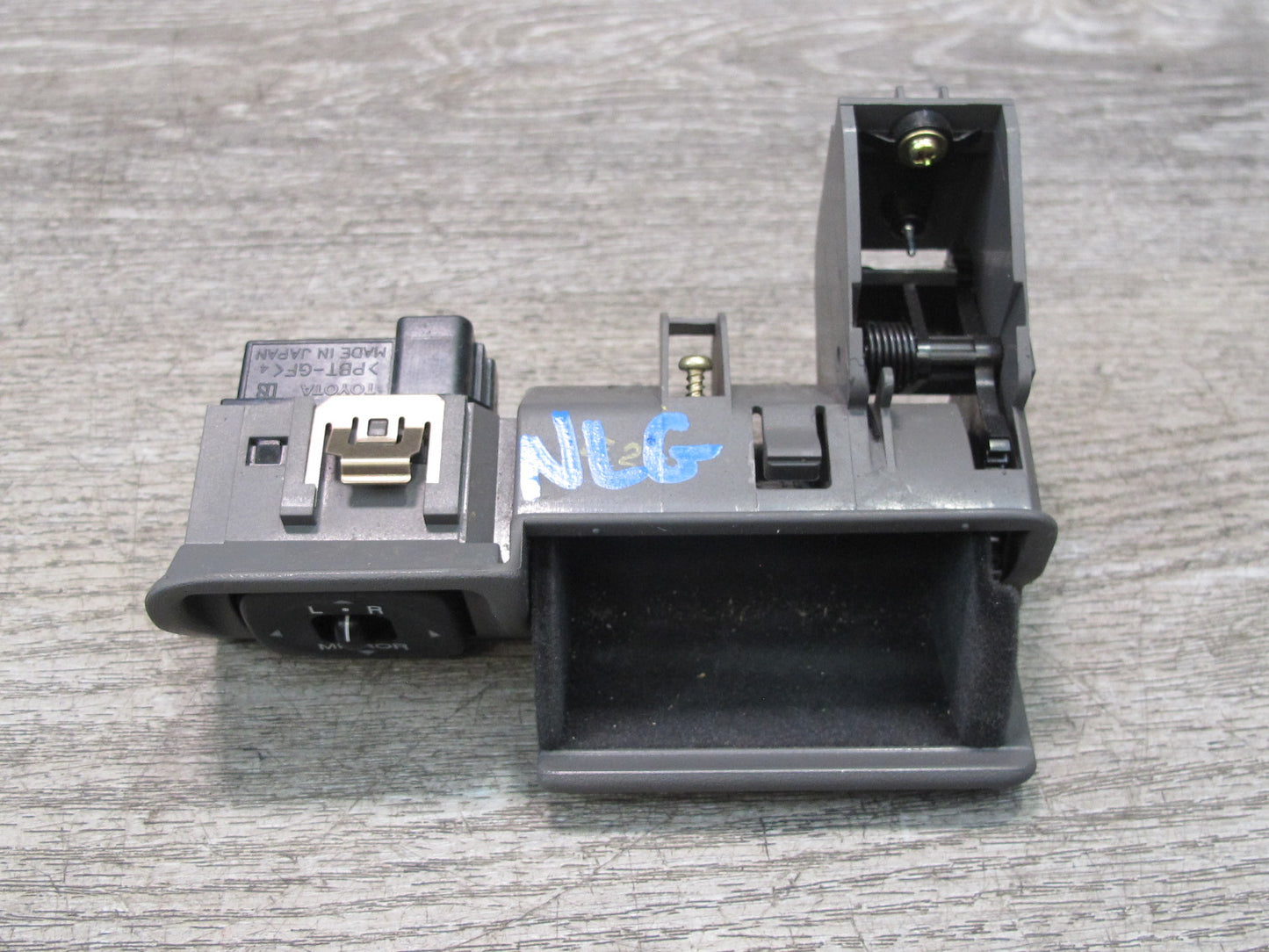 98-05 Lexus GS400 GS430 GS300 Power Mirror Control Switch Coin Compartment OEM