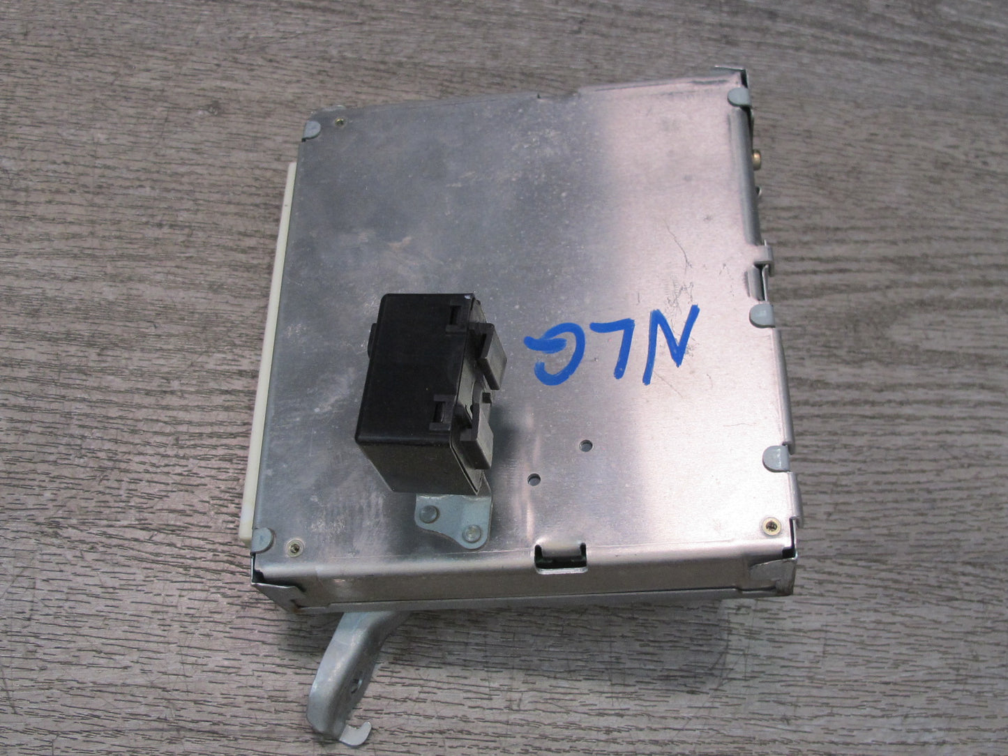 01-05 Lexus JZS160L GS430 GS300 ABS TRC VSC Control Module Unit 89540-30392 OEM