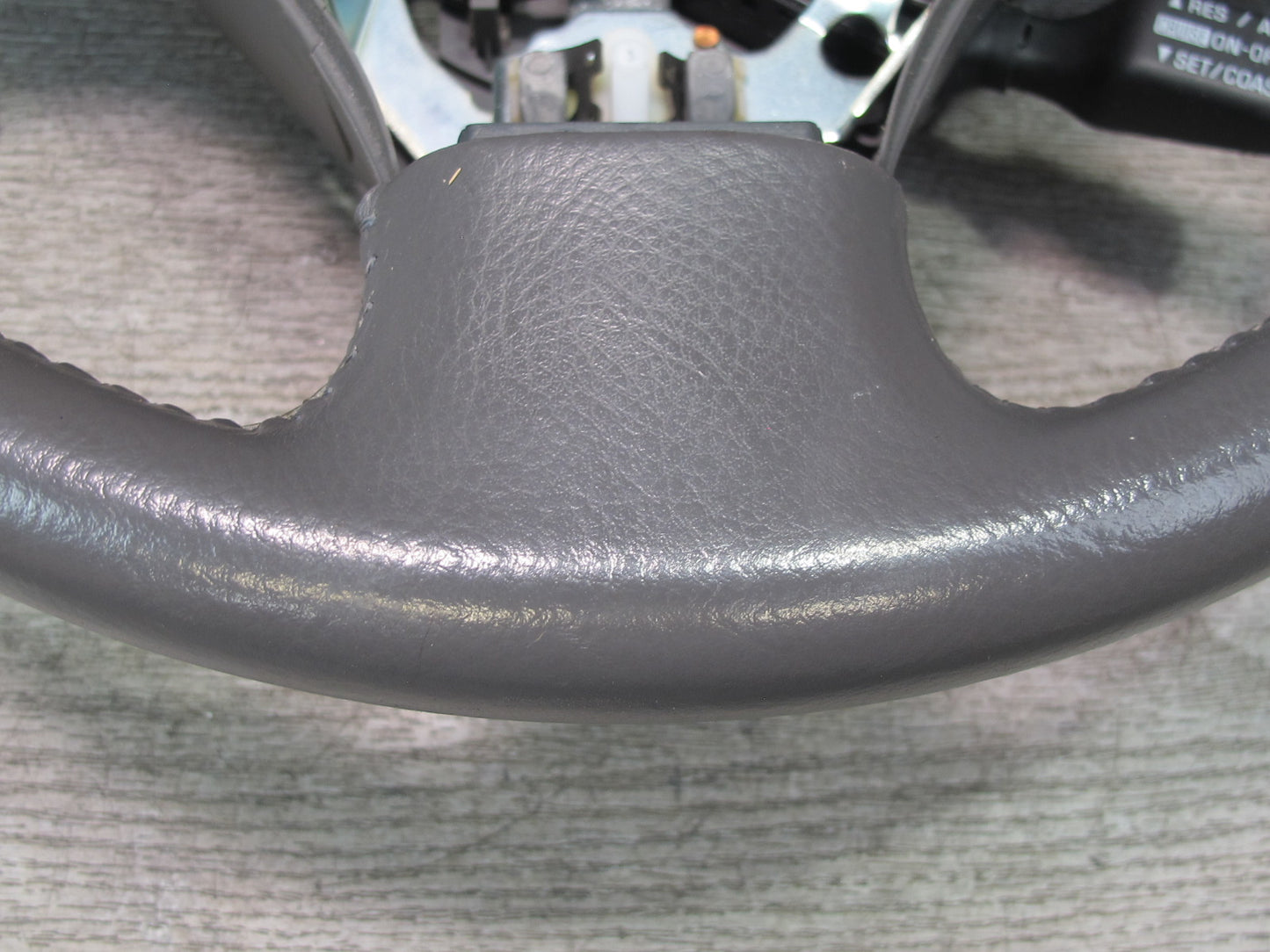 01-05 Lexus GS300 Leather Steering w Cruise Control & Shifters Charcoal 83K OEM