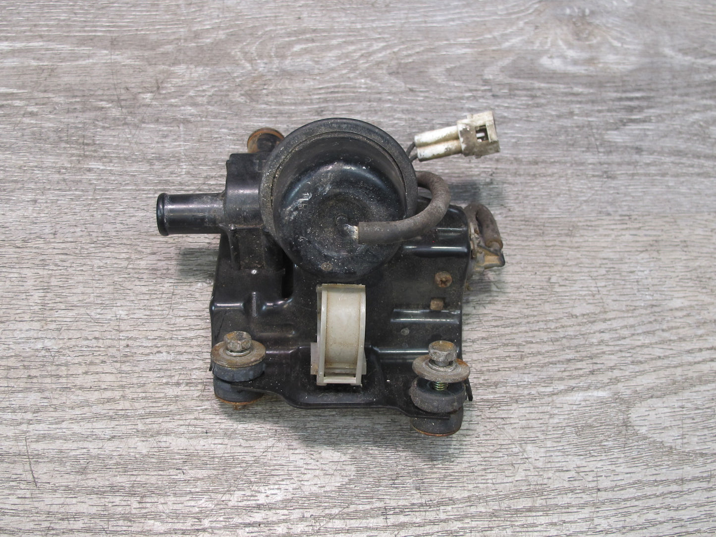 86-92 Toyota Supra MA70L Heater Water Coolant Bypass Valve Vacuum Switch OEM