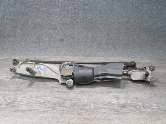 98-05 Lexus GS400 GS430 GS300 Windshield Wiper Transmission Linkage w Motor OEM
