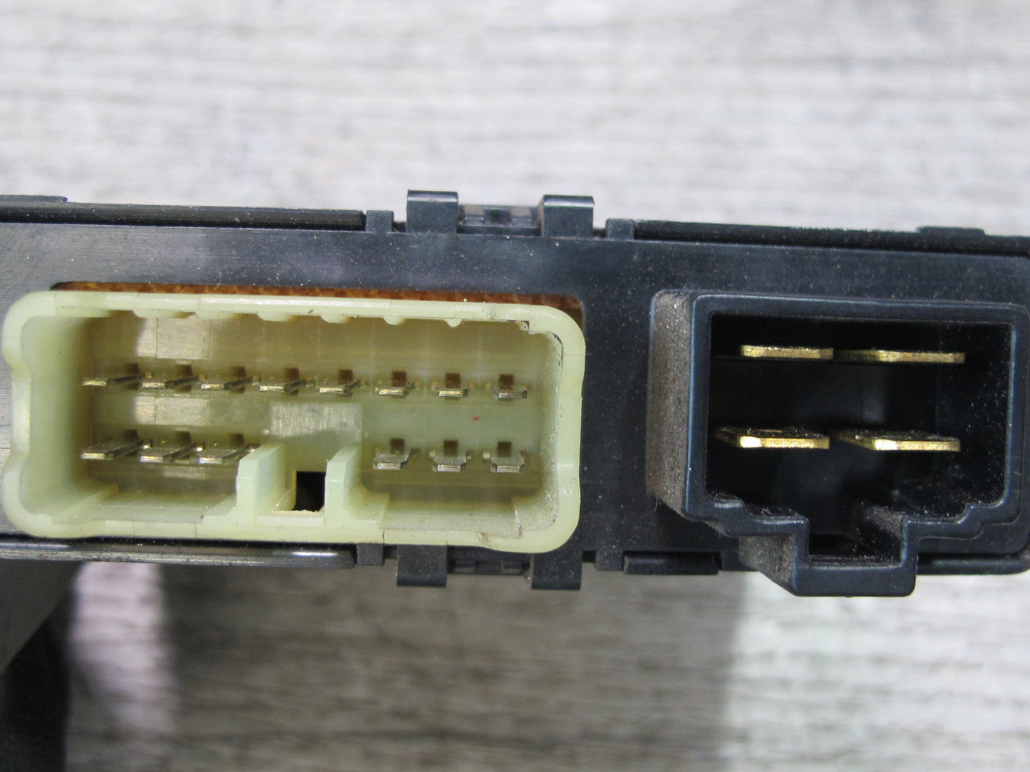 86-92 Toyota Supra MK3 Heater Radiator Relay Control Module 88630-14060 OEM