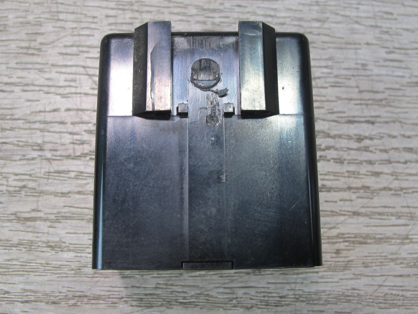 88-89 Toyota Supra MA70L Cruise Control Relay Module 88220-14010 OEM