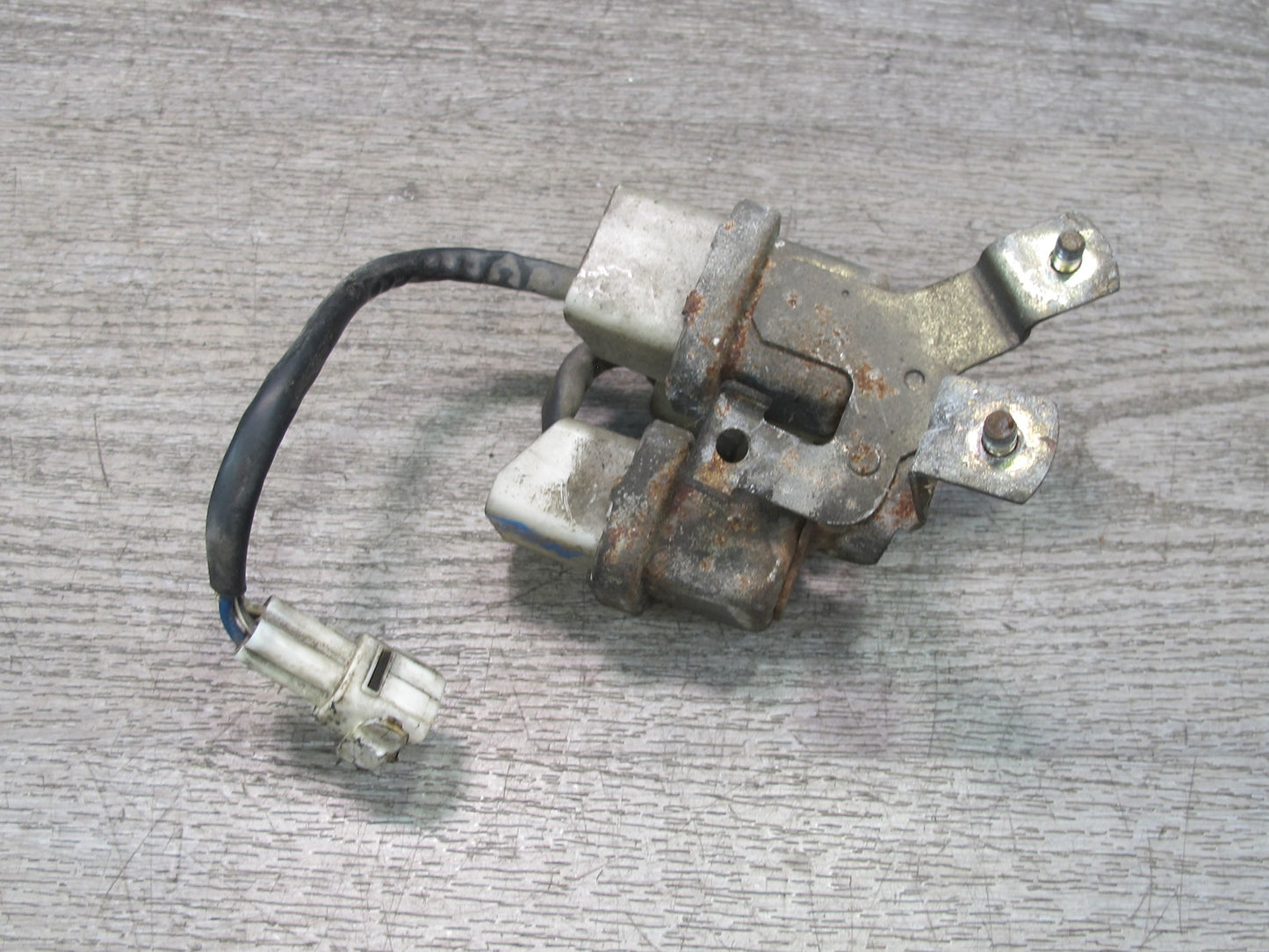 86-92 Toyota Supra MA70L Set of 2 A/C Fan Relay Module w Bracket OEM