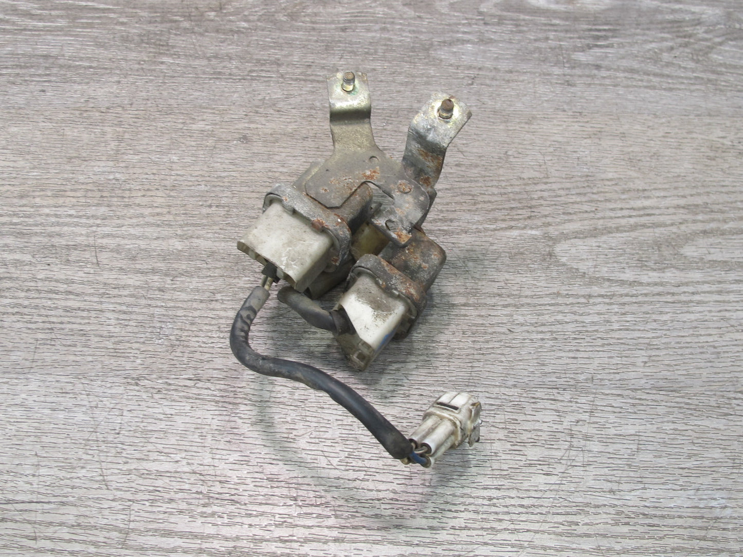 86-92 Toyota Supra MA70L Set of 2 A/C Fan Relay Module w Bracket OEM
