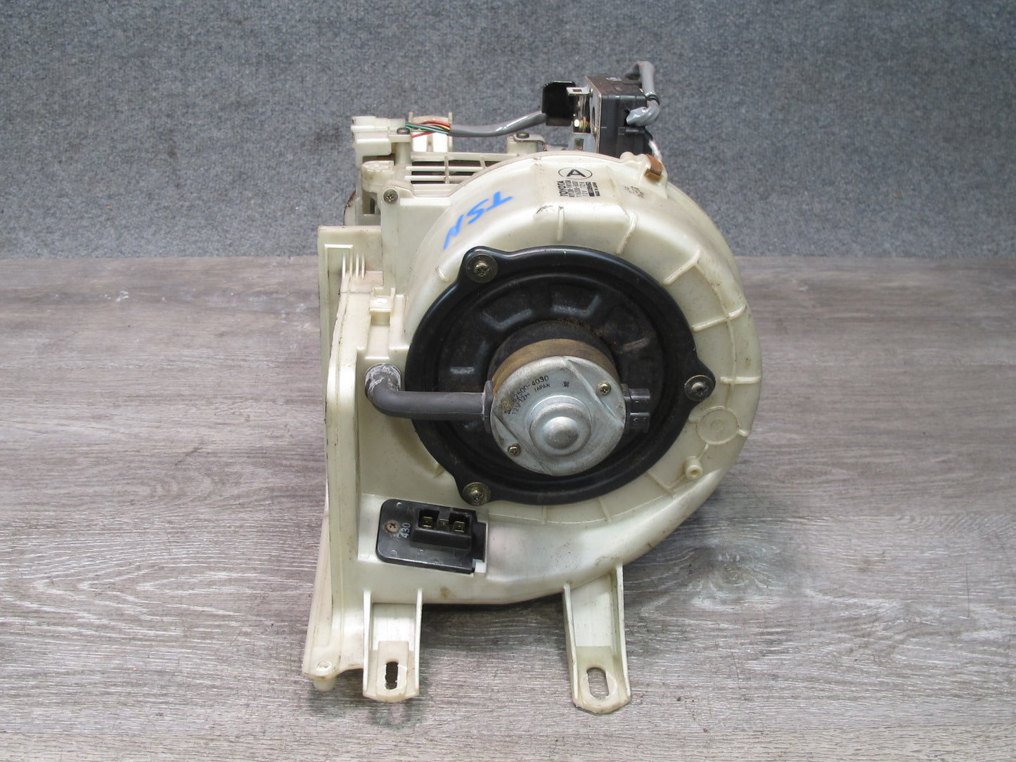 86-92 Toyota Supra MK3 Hvac Heater Blower Fan & Housing Assembly OEM