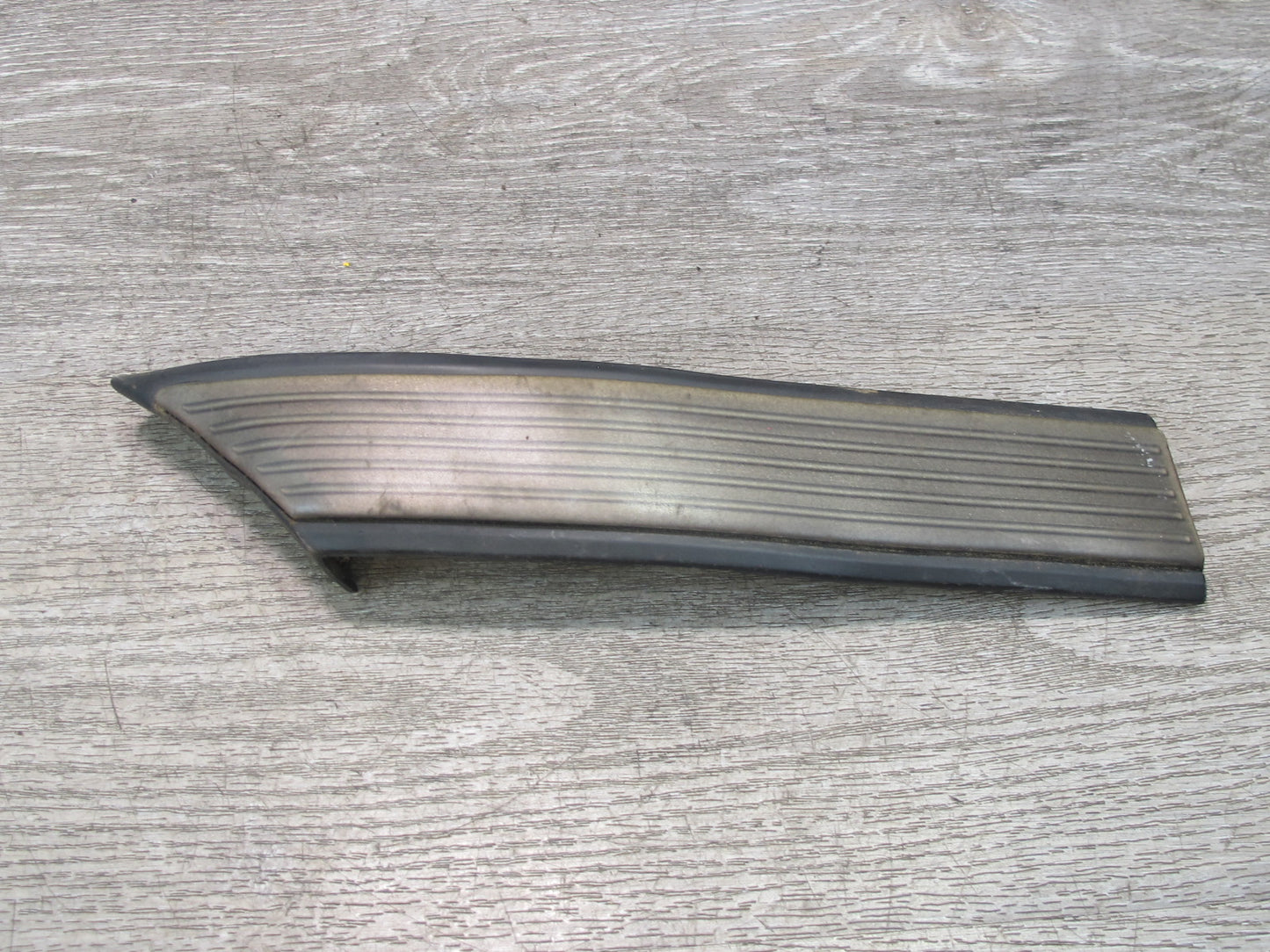 86-88 Toyota Supra MA70L Rear Right Quarter Molding Trim Strip OEM