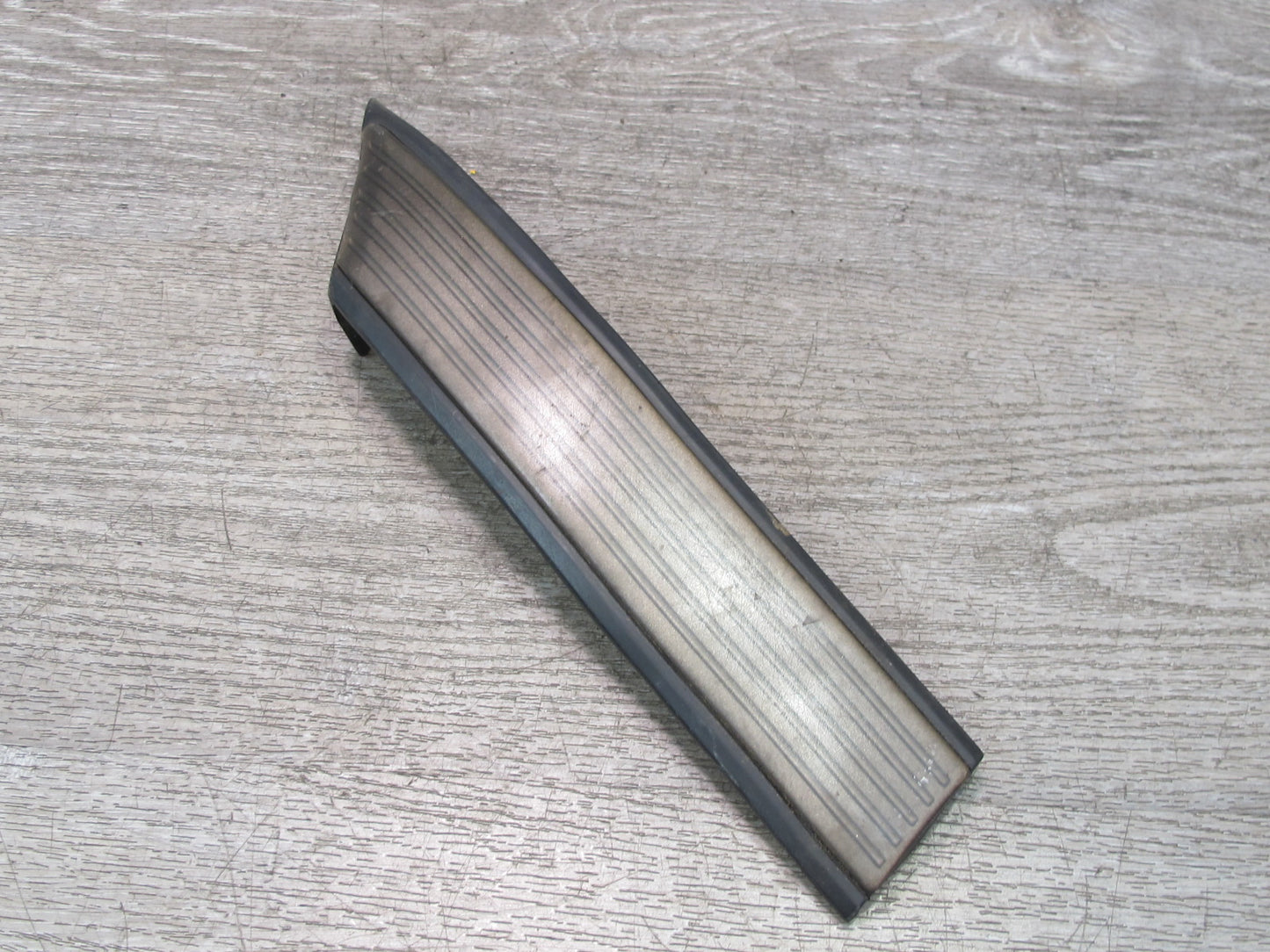 86-88 Toyota Supra MA70L Rear Right Quarter Molding Trim Strip OEM