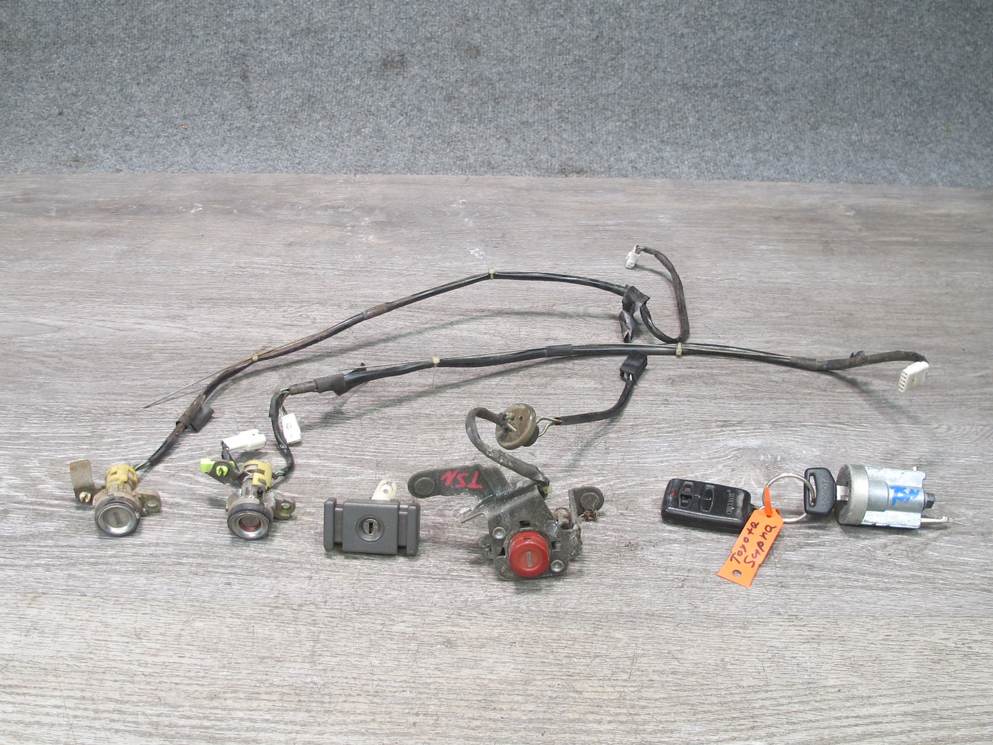 89-92 Toyota Supra MK3 Ignition Door Trunk Glove Lock Cylinder KEY Set OEM