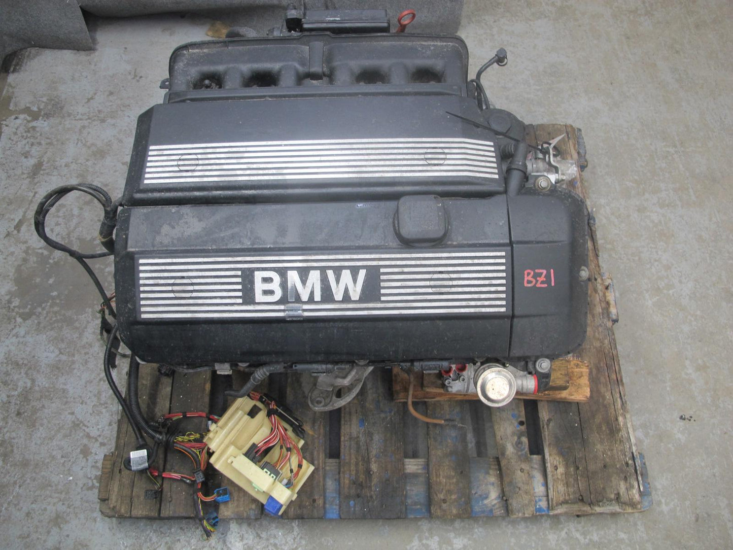 03-05 BMW E85 Z4 3.0L M54 M54B30 A/T Complete Engine Motor 96k Miles
