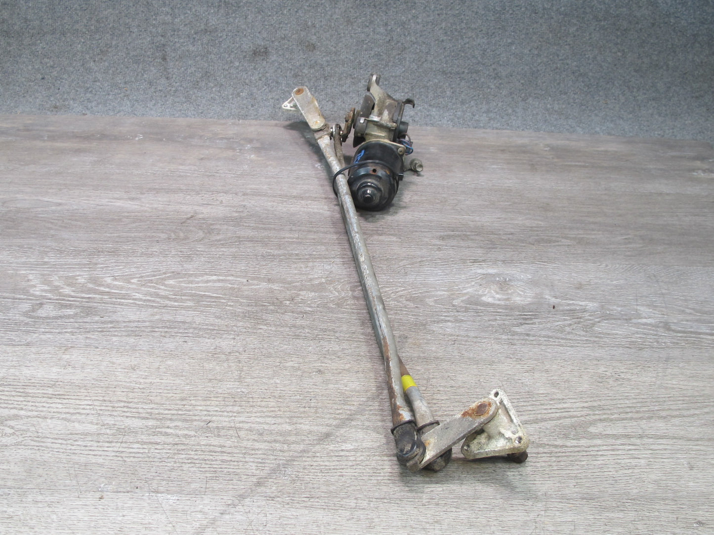 86-92 Toyota Supra MA70L Front Wiper Transmission Linkage w Motor OEM