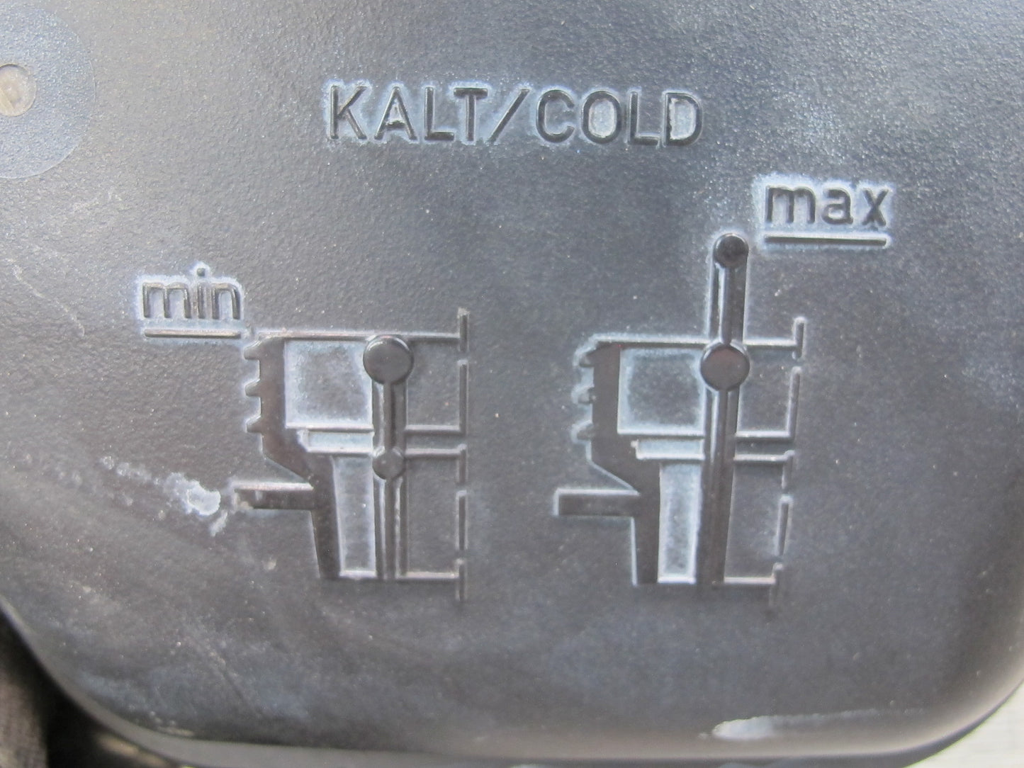 2008-2013 BMW E90 E92 E93 M3 Engine Coolant Expansion Overflow Reservoir Tank