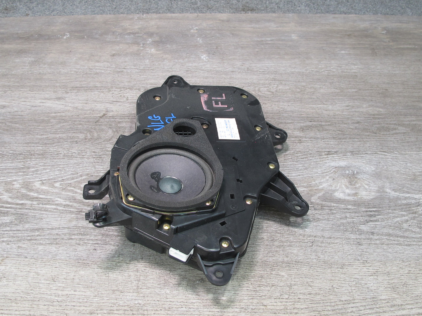 98-04 Lexus GS400 GS430 GS300 Set of 2 Front Left & Right Door Speaker OEM