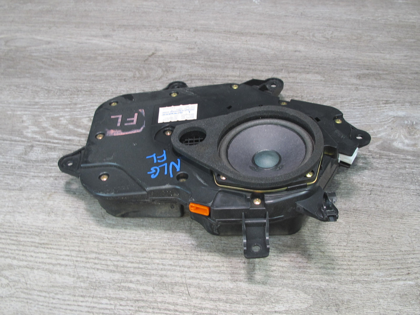 98-04 Lexus GS400 GS430 GS300 Set of 2 Front Left & Right Door Speaker OEM