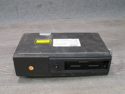 98-02 Lexus JZS160L GS400 GS430 GS300 CD Changer w Magazine 86270-30150 OEM
