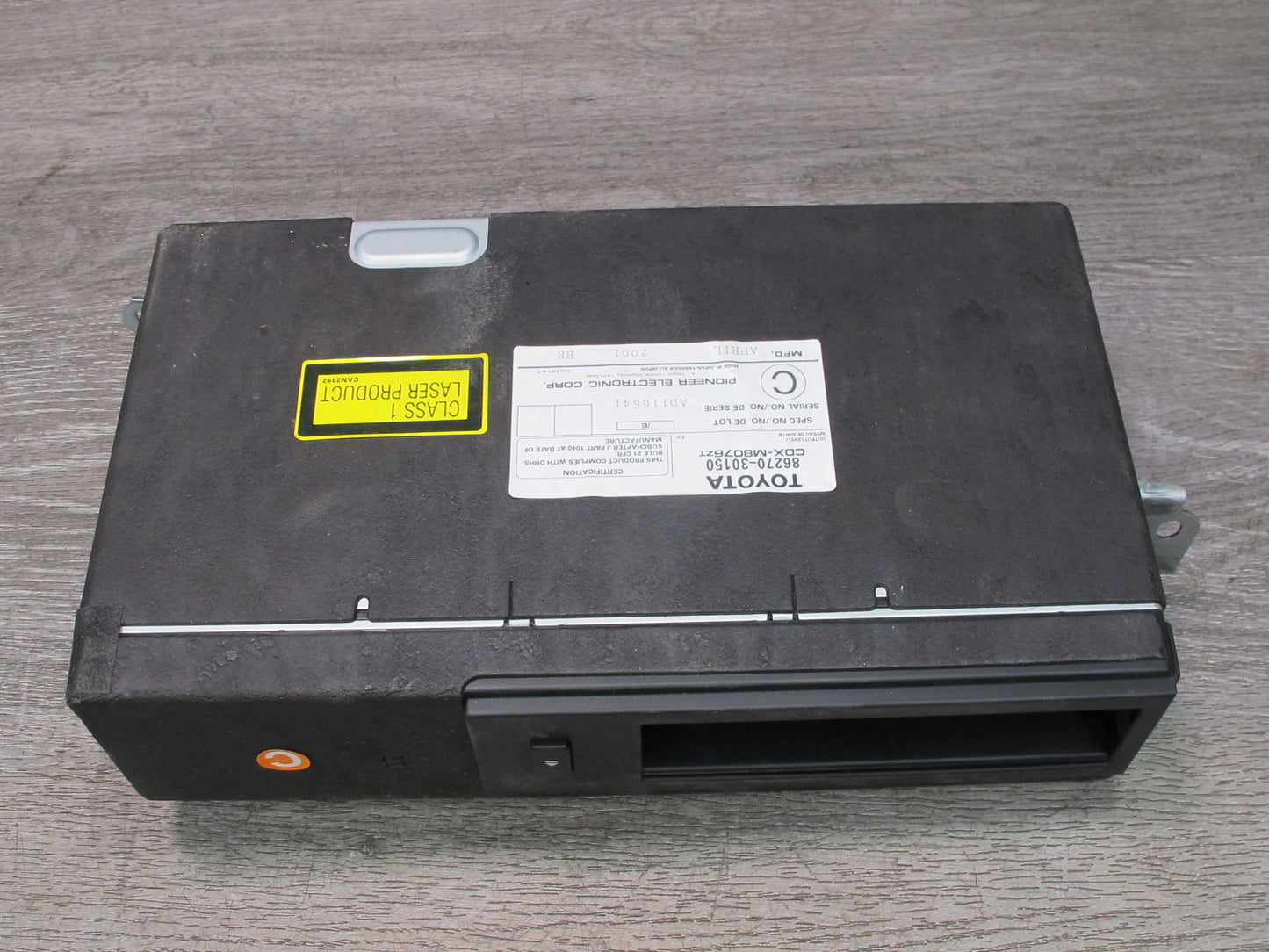 98-02 Lexus JZS160L GS400 GS430 GS300 CD Changer w Magazine 86270-30150 OEM