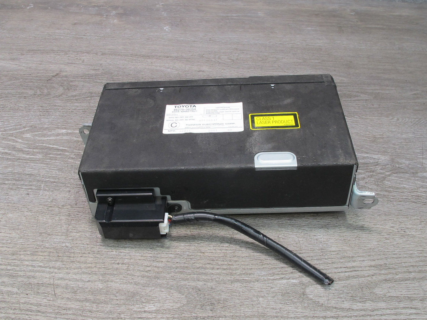98-02 Lexus JZS160L GS400 GS430 GS300 CD Changer w Magazine 86270-30150 OEM