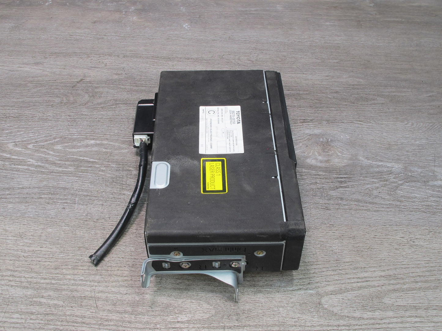 98-02 Lexus JZS160L GS400 GS430 GS300 CD Changer w Magazine 86270-30150 OEM