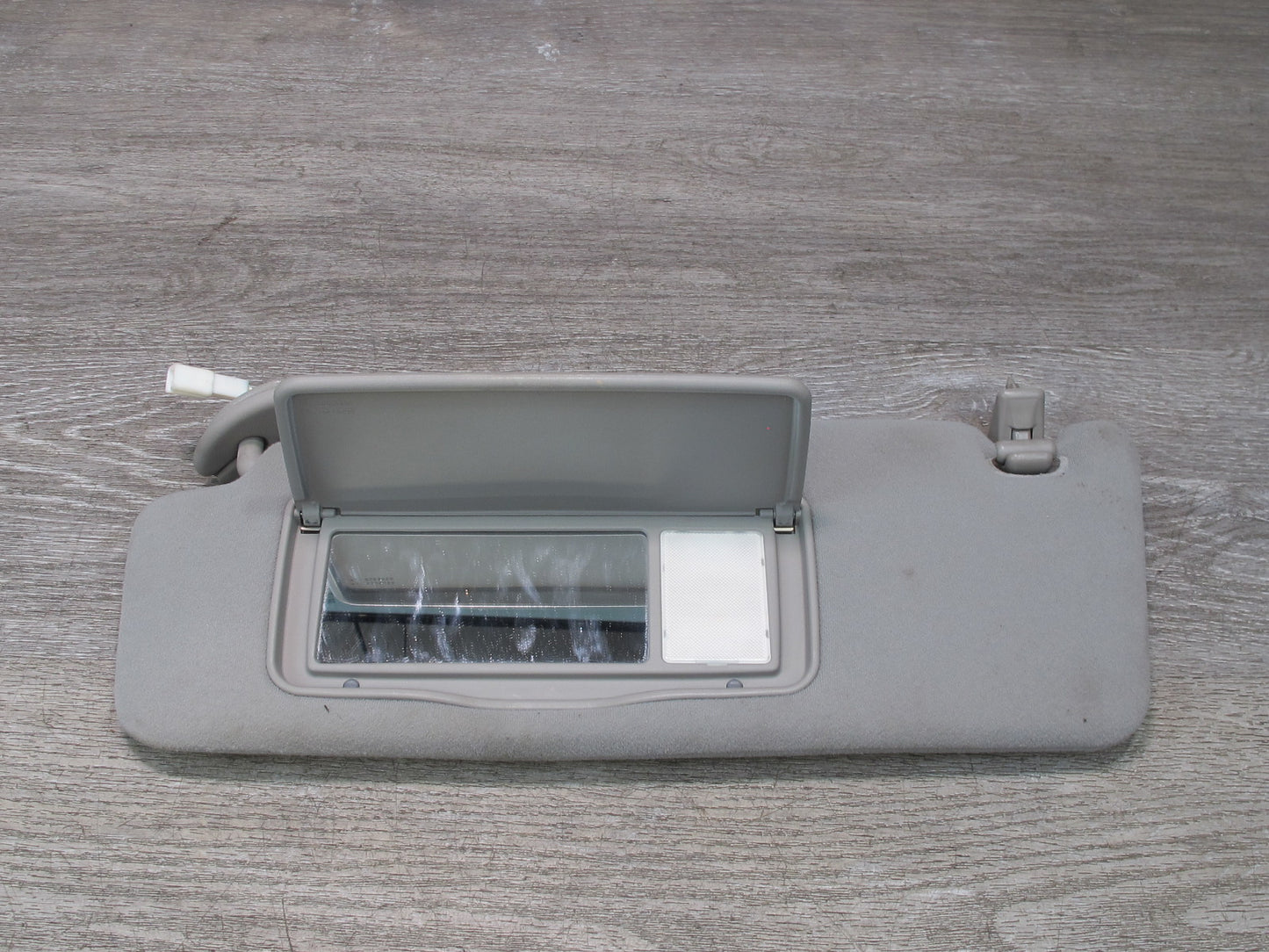 01-05 Lexus GS300 GS430 Set of 2 Front Left & Right Sun Visor Shade Gray OEM