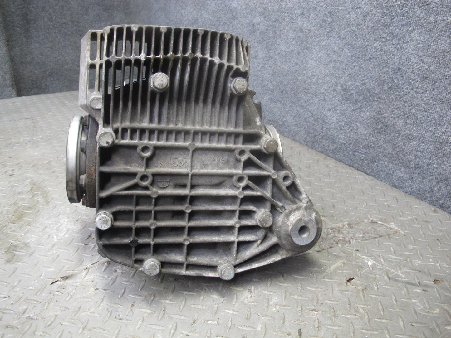2008-2013 BMW E90 E92 E93 M3 MT Rear Differential Carrier LSD 3.85 Ratio 2283005