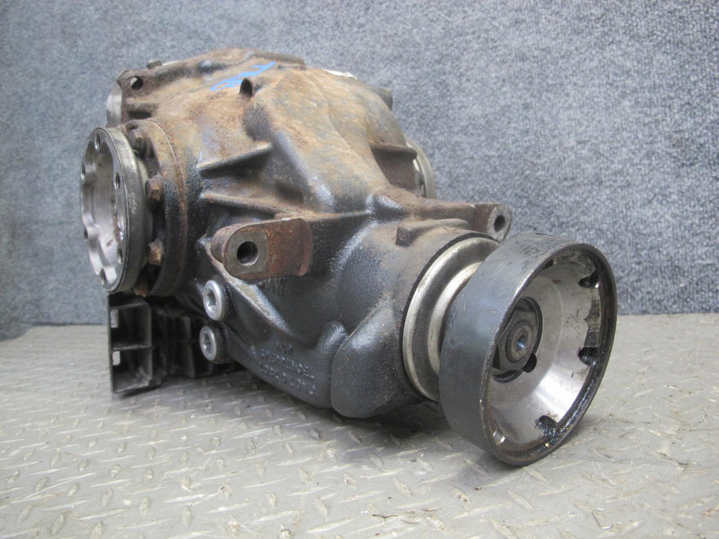 2008-2013 BMW E90 E92 E93 M3 MT Rear Differential Carrier LSD 3.85 Ratio 2283005