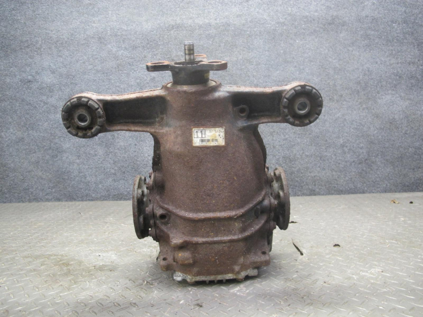 98-05 Lexus JZS160L GS300 RWD Rear Differential Carrier 3.92 Ratio 83K Miles OEM