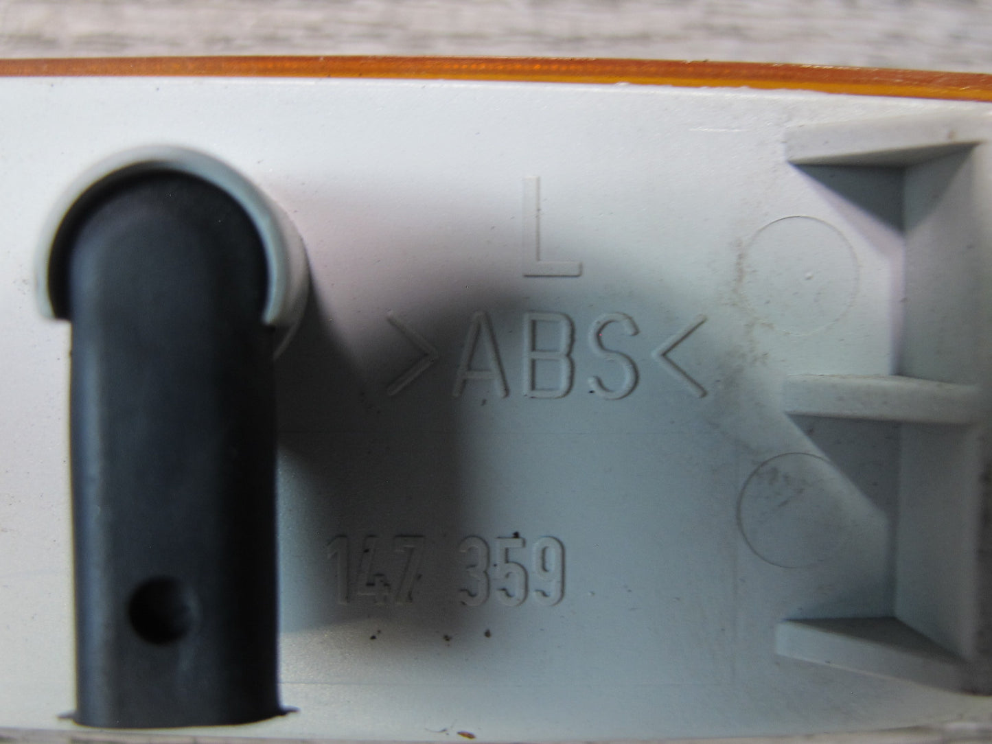 1997-2004 Porsche Boxster 986 Front Left Side Turn Signal Marker Light