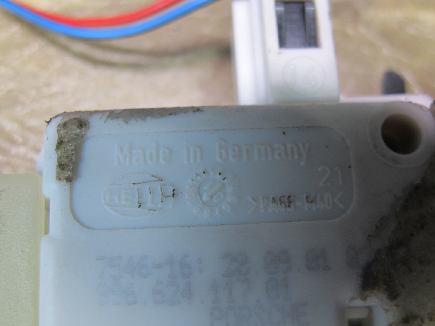 1997-2004 Porsche Boxster 986 Hood Trunk Lock Latch Release Actuator