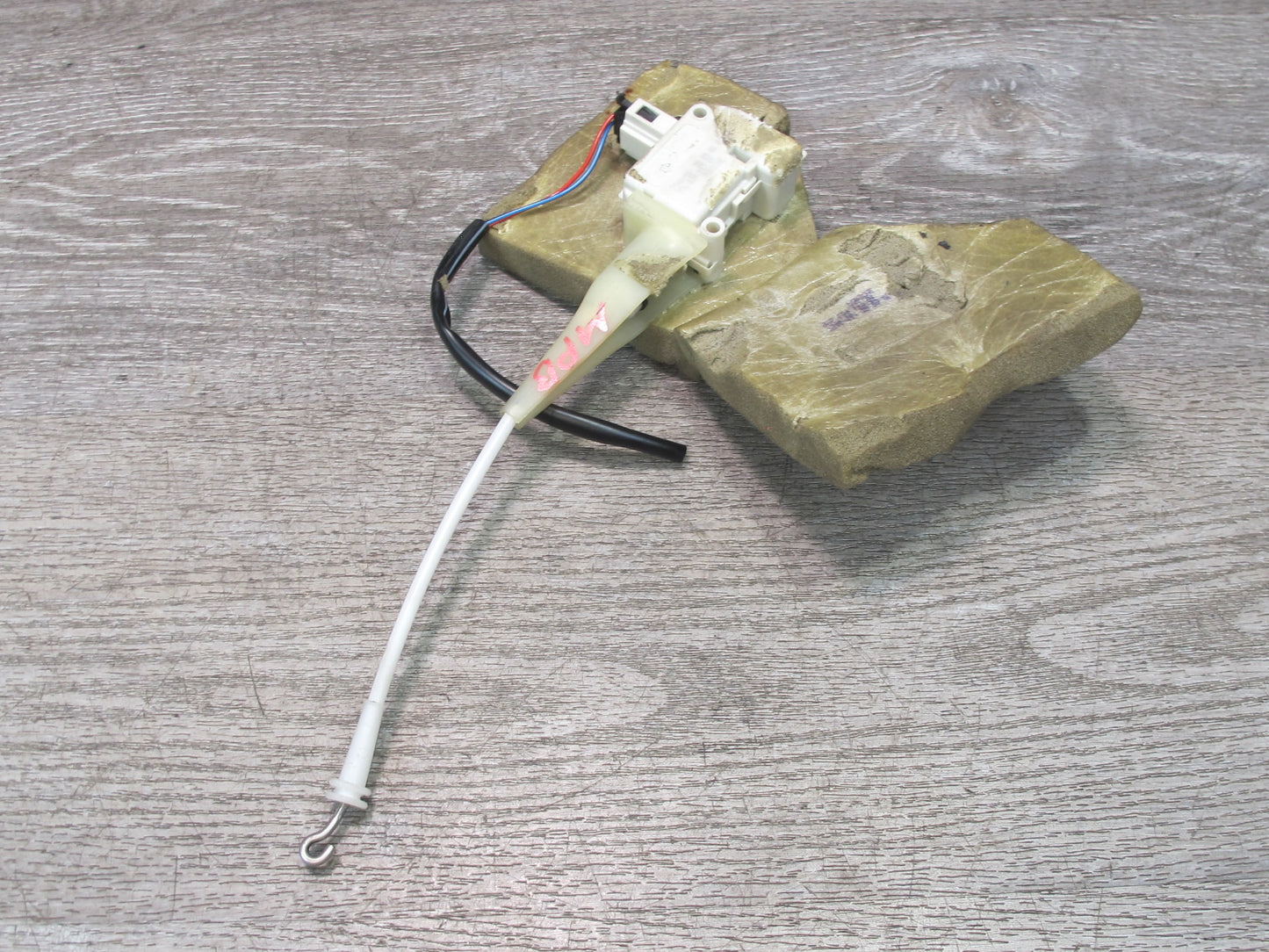 1997-2004 Porsche Boxster 986 Hood Trunk Lock Latch Release Actuator