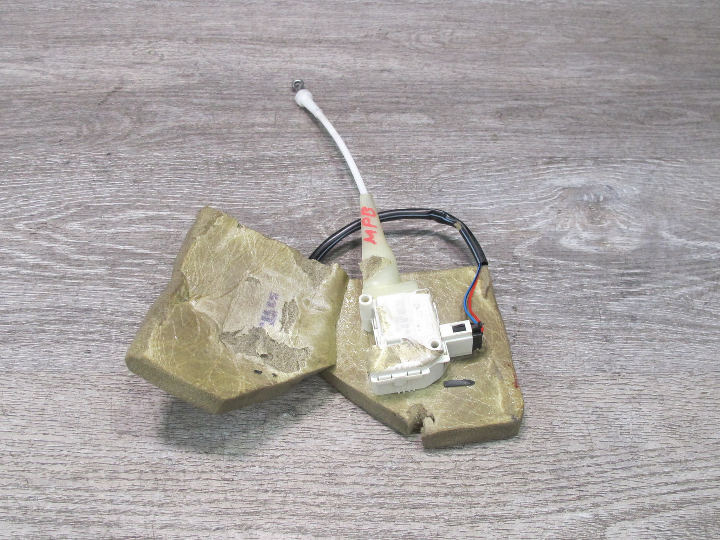 1997-2004 Porsche Boxster 986 Hood Trunk Lock Latch Release Actuator