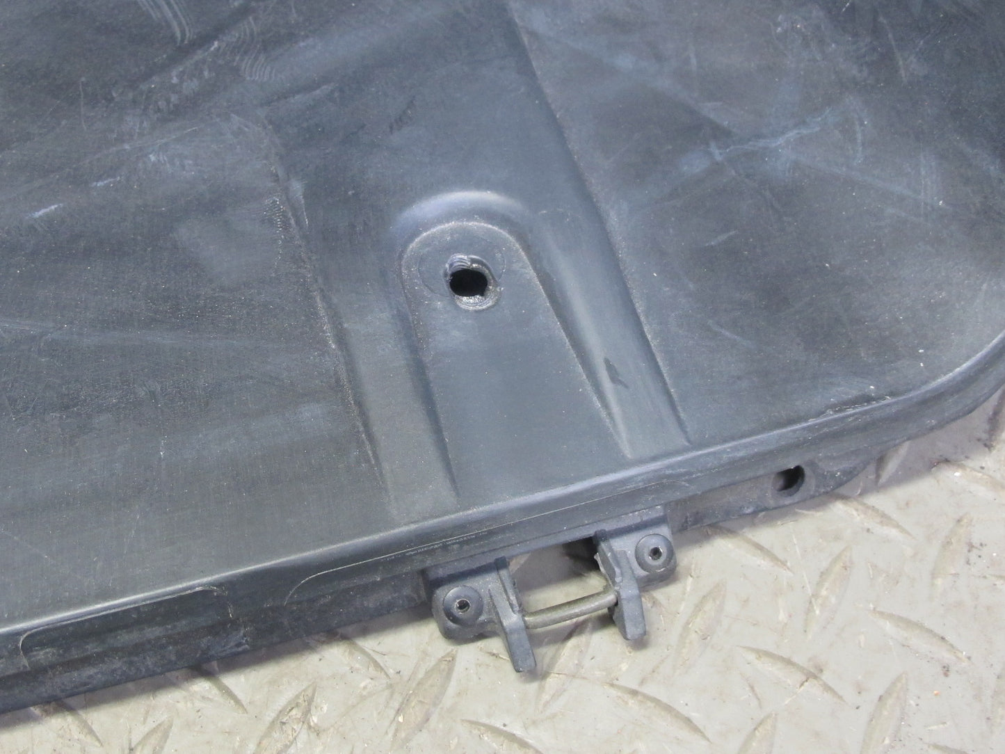 00-05 Toyota MR2 Spyder ZZW30L Spare Tire Wheel Holder 75201-17011 OEM
