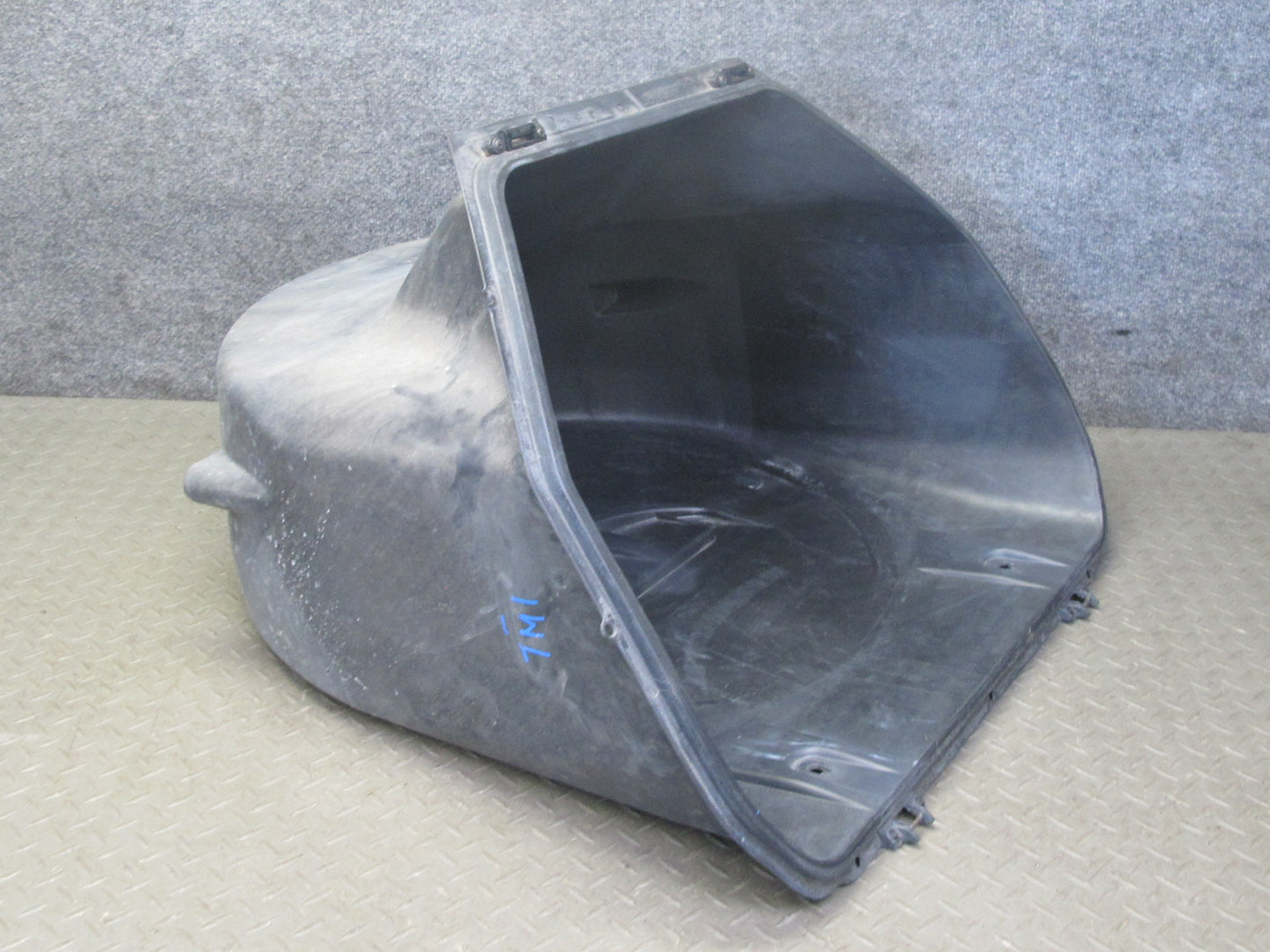 00-05 Toyota MR2 Spyder ZZW30L Spare Tire Wheel Holder 75201-17011 OEM
