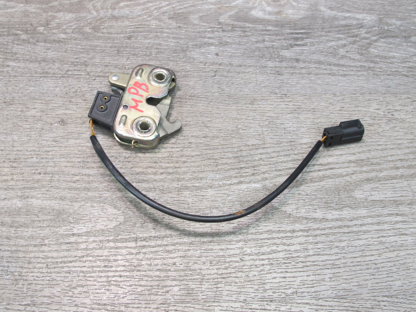 1997-2004 Porsche Boxster 986 Rear Trunk Lid Lock Latch 98651205302