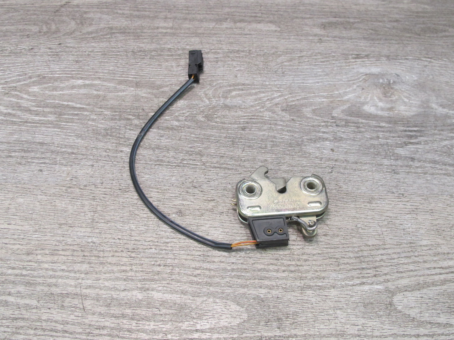 1997-2004 Porsche Boxster 986 Rear Trunk Lid Lock Latch 98651205302