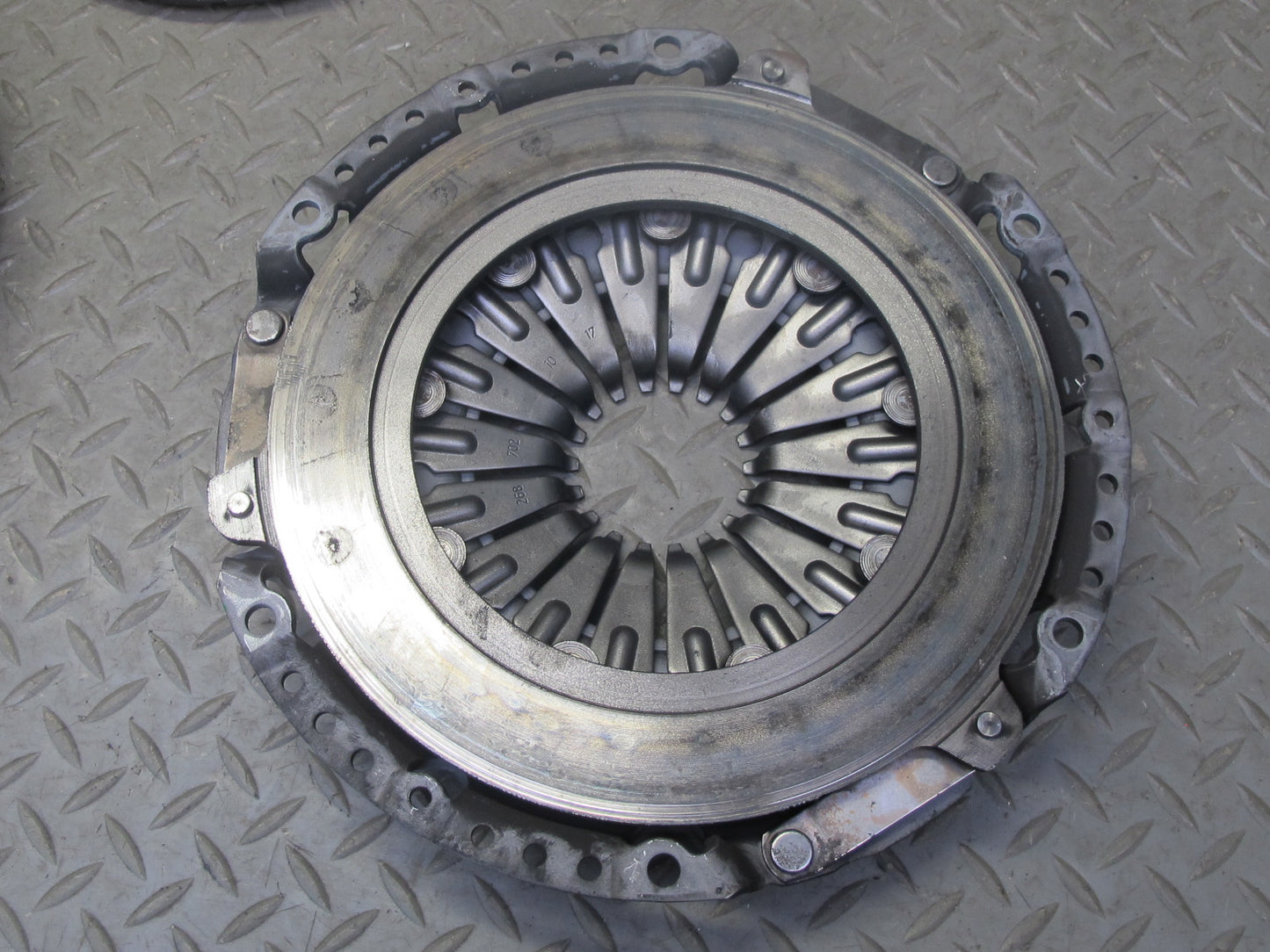 00-04 Porsche Boxster 986 2.7L M/T Transmission Flywheel Flex Plate Clutch Set