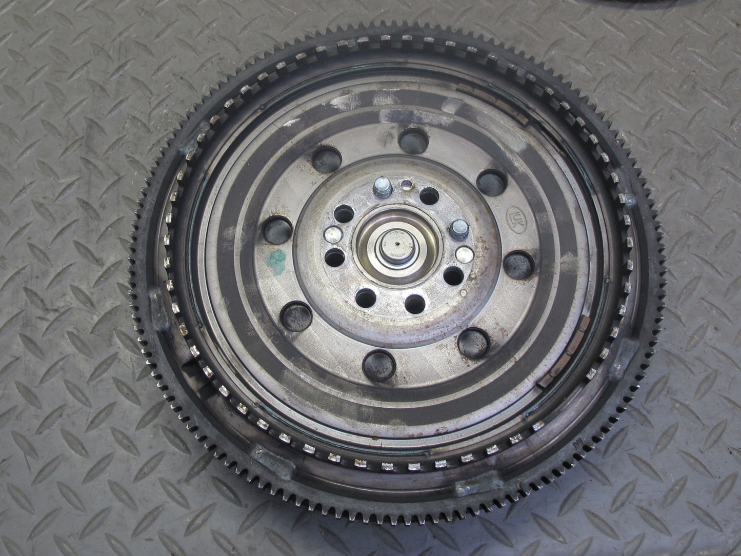 00-04 Porsche Boxster 986 2.7L M/T Transmission Flywheel Flex Plate Clutch Set