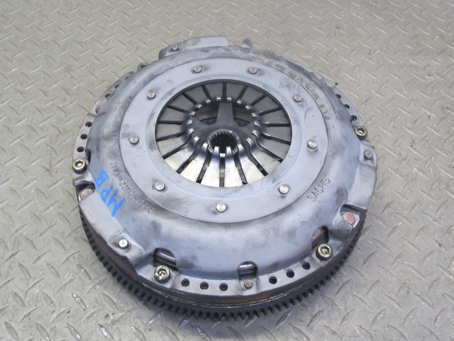 00-04 Porsche Boxster 986 2.7L M/T Transmission Flywheel Flex Plate Clutch Set