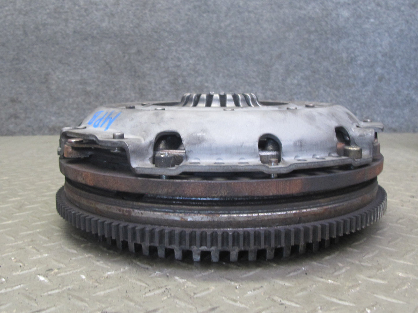 00-04 Porsche Boxster 986 2.7L M/T Transmission Flywheel Flex Plate Clutch Set