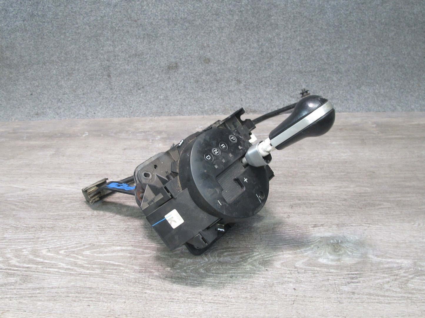 05-09 Nissan 350Z Z33 A/T Automatic Transmission Gear Shifter w Linkage 51K OEM
