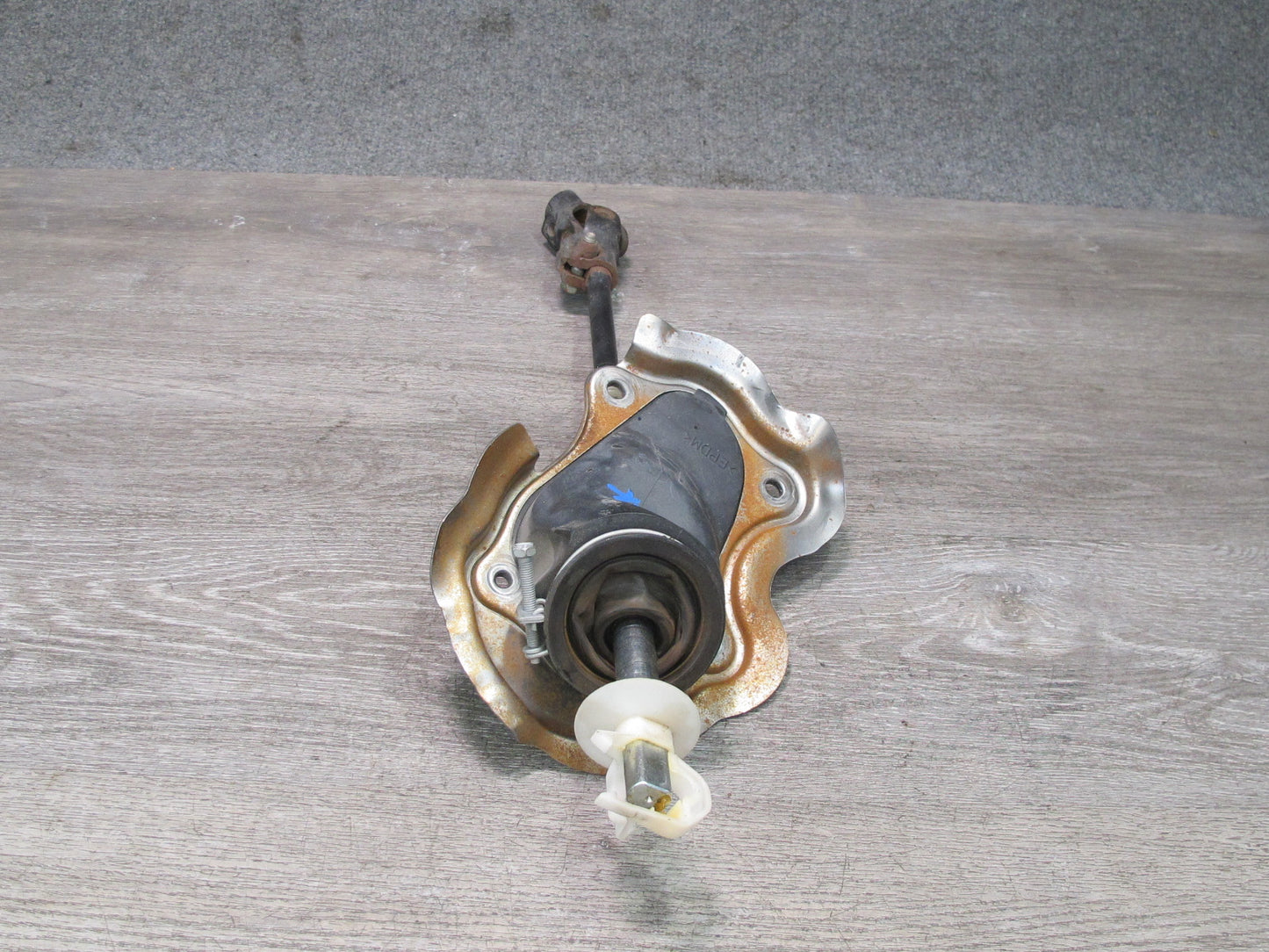 07-09 Nissan 350Z Z33 Lower Steering Column U Joint Shaft w Boot Cover OEM