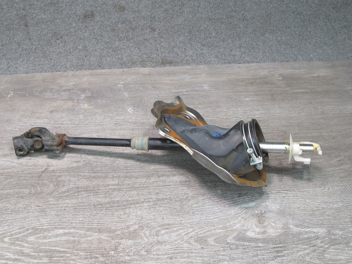07-09 Nissan 350Z Z33 Lower Steering Column U Joint Shaft w Boot Cover OEM