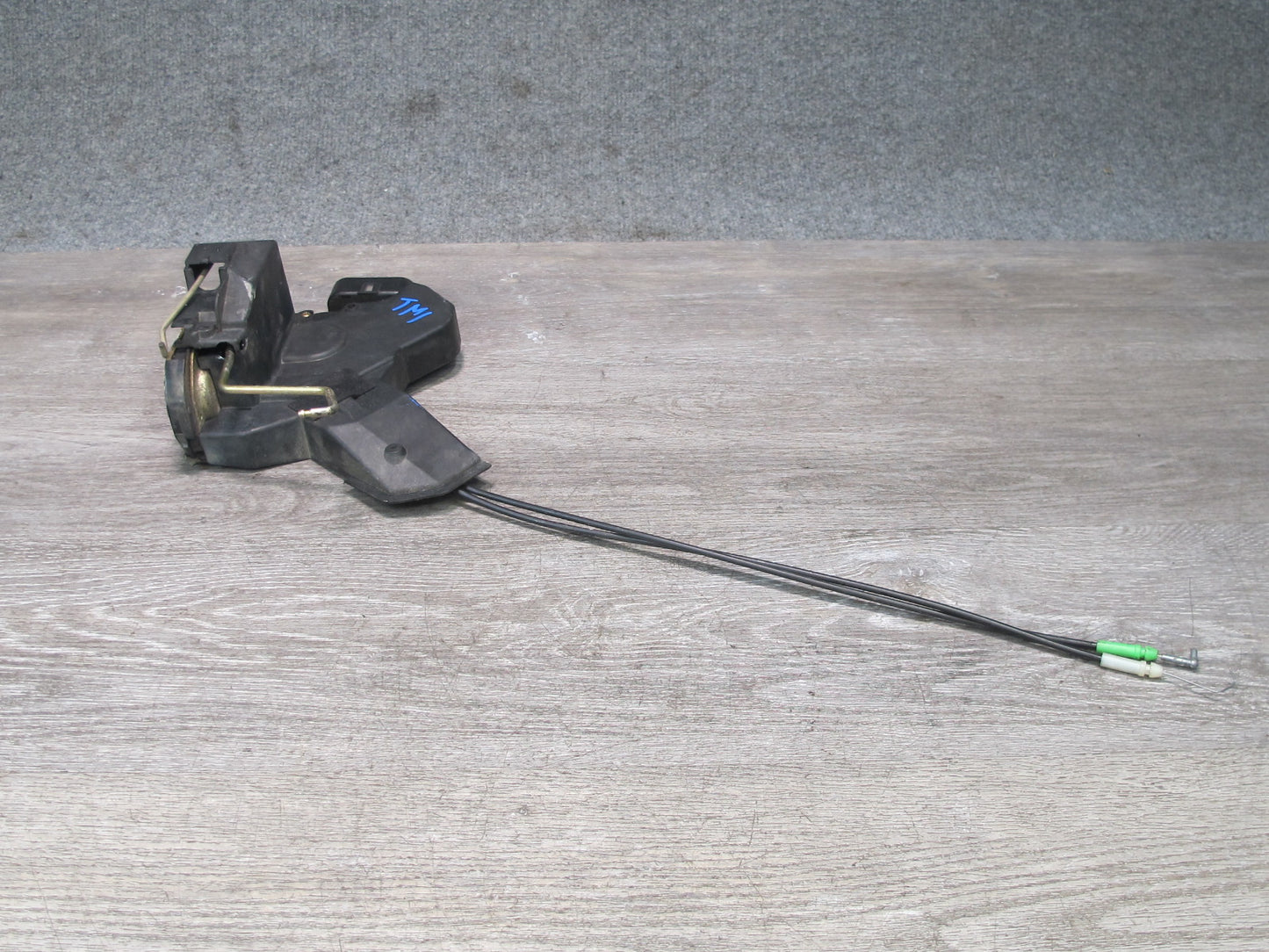 00-05 Toyota MR2 Spyder ZZW30L Left Door Lock Latch Actuator OEM