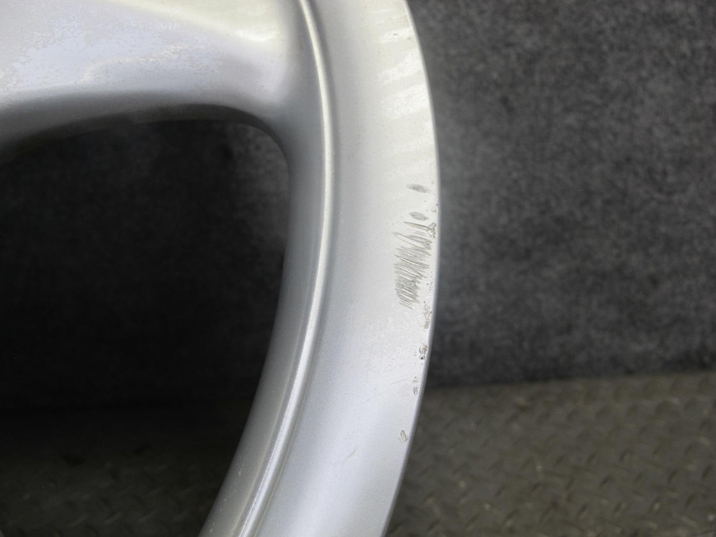 99-05 Porsche 911 Carrera 996 Factory R18" Alloy 5 Spoke Wheel Rim 18X9J ET52