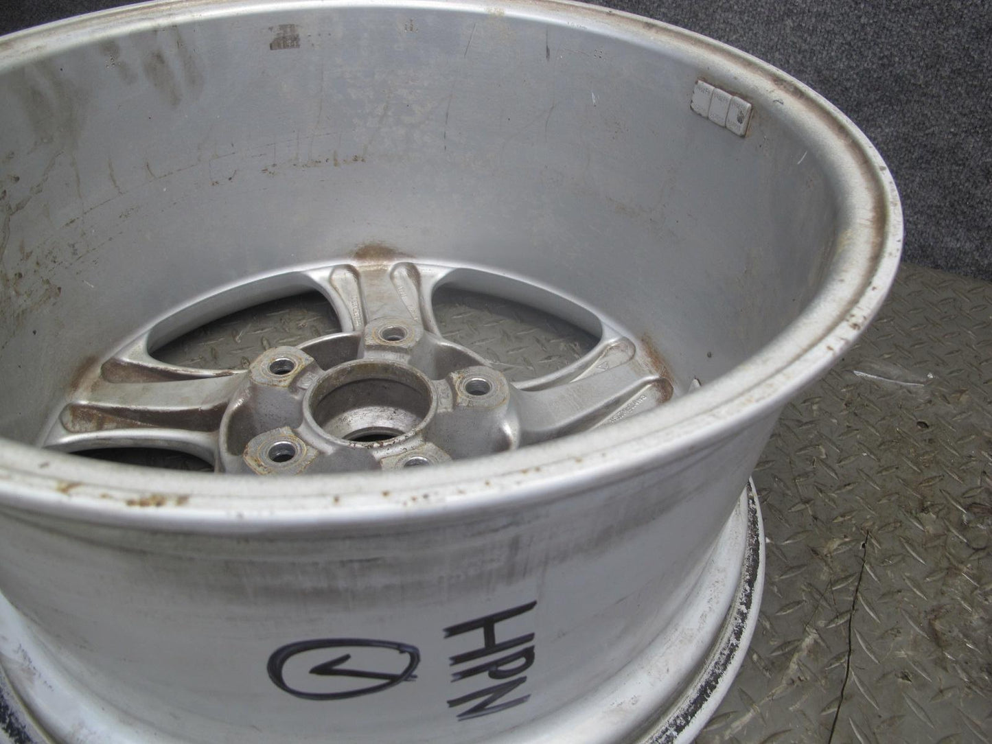 99-05 Porsche 911 Carrera 996 Factory R18" Alloy 5 Spoke Wheel Rim 18X9J ET52