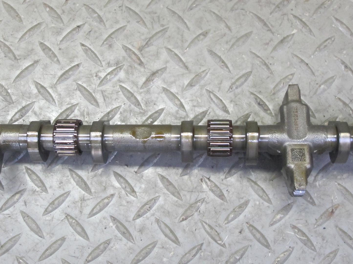 06-08 BMW E86 E85 Z4 3.0L N52 Eccentric Balance Camshaft 68K Miles 7515868 OEM