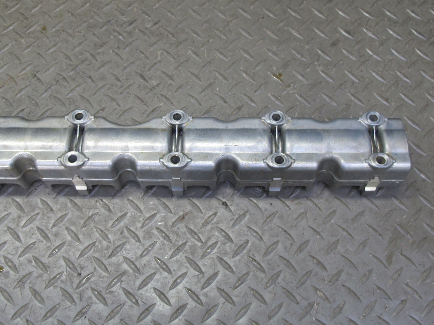 06-08 BMW E85 Z4 3.0L N52 Exhaust Camshaft w Bearing Shelf Tray 68K Miles OEM