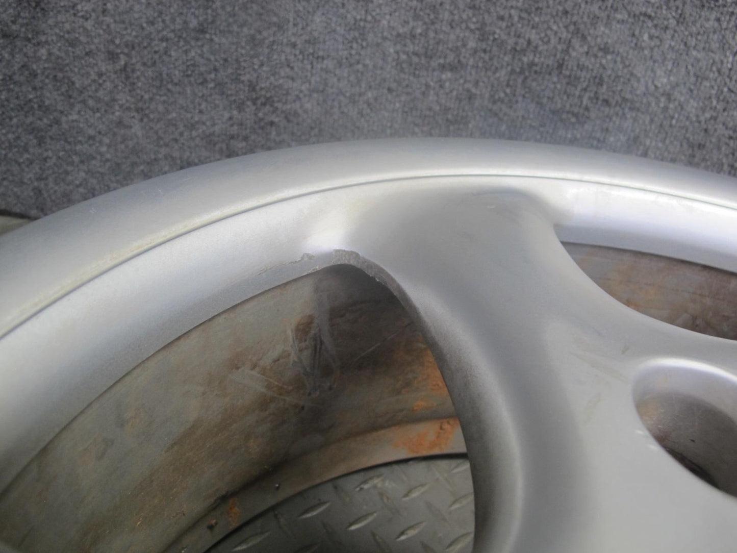99-05 Porsche 911 Carrera 996 Factory R18" Alloy 5 Spoke Wheel Rim 18X7.5J ET50